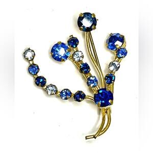 Vintage Brooch Blue Rhinestone Austrian Vtg Estate Costume Jewelry AU08